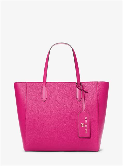 Michael Kors Sinclair Large Pebbled Leather Tote .